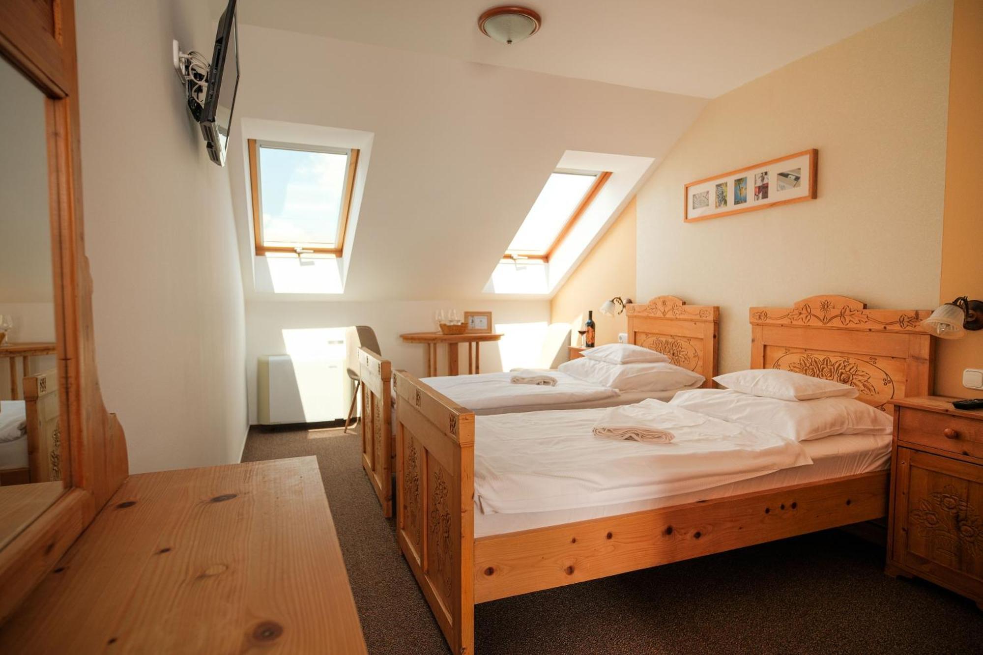Bed and Breakfast Diofa Panzio Віллань Екстер'єр фото