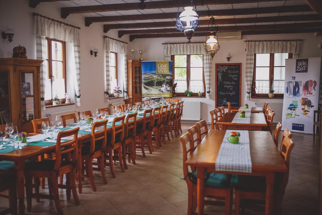 Bed and Breakfast Diofa Panzio Віллань Екстер'єр фото
